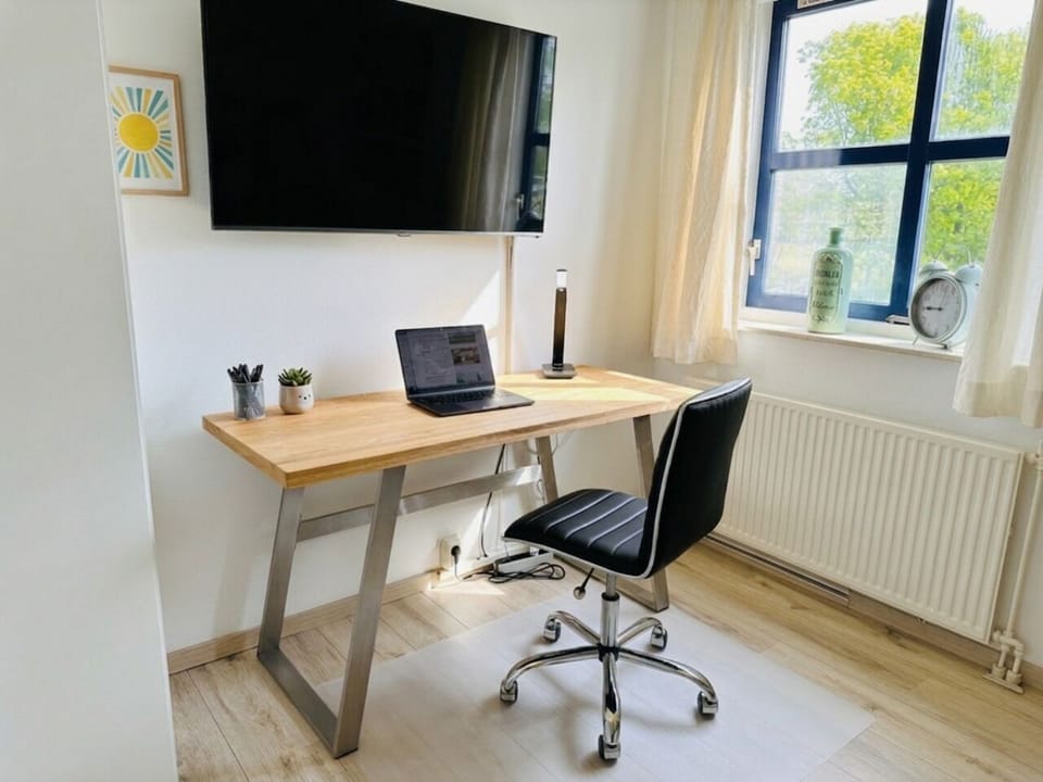 Vacation Home Villa Relax Ooghduyne with Workation Workspace