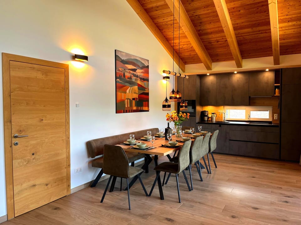 House | Dining