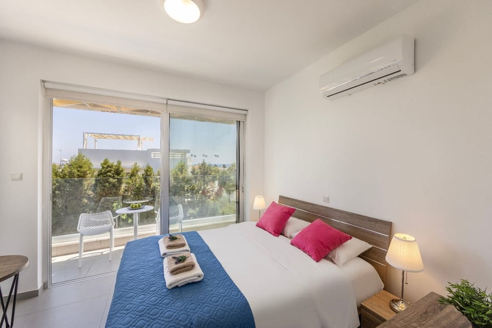 Bedroom with Balcony