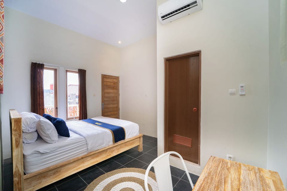 Standard Double Room | Desk, WiFi (free)