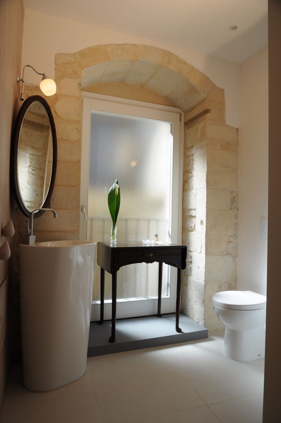 Superior Double Room | Bathroom | Free toiletries, hair dryer, bathrobes, bidet
