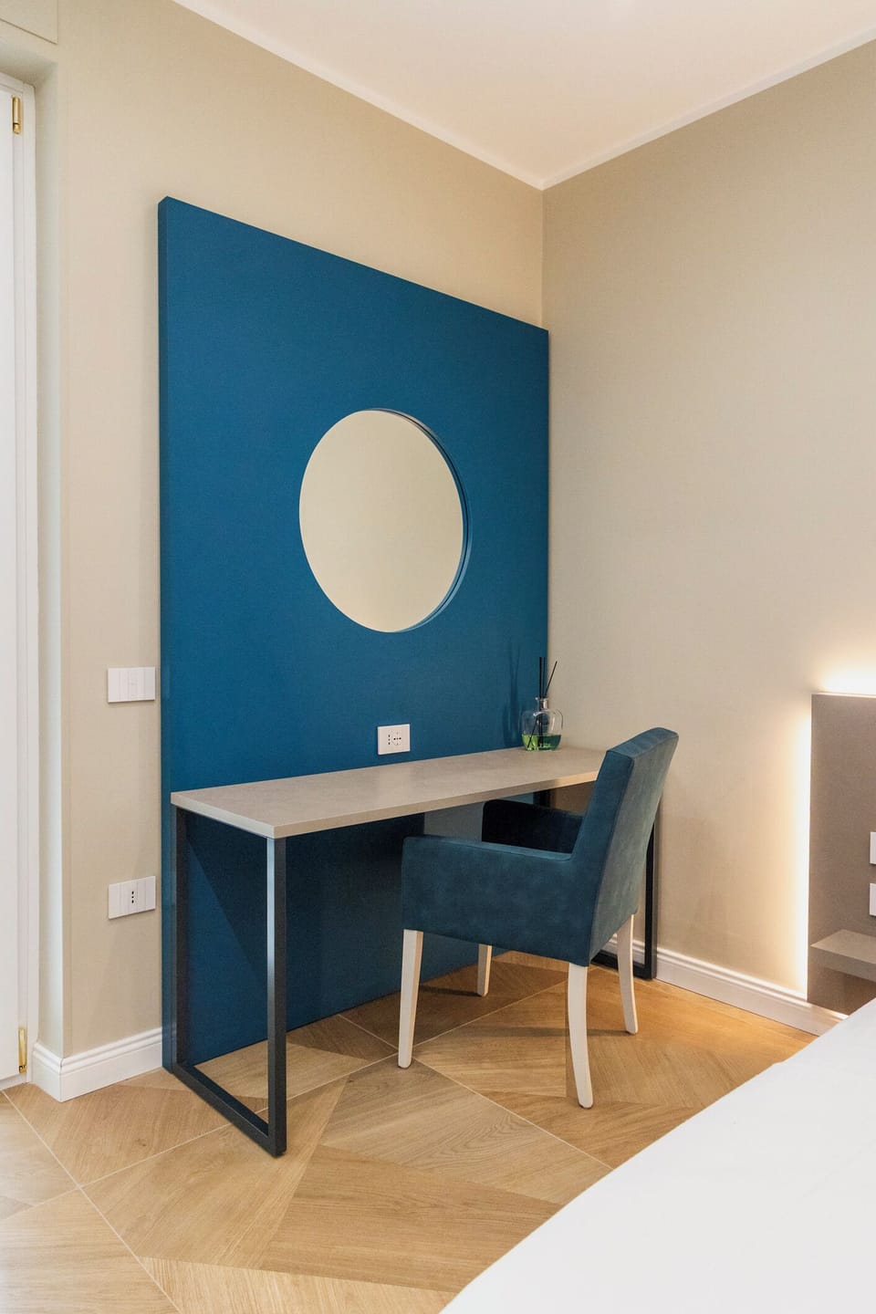 Luxury Apartment, Balcony, City View | Interior