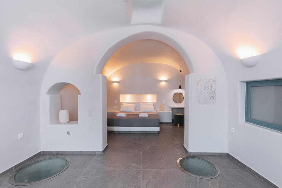 Exclusive Studio, Private Bathroom | Interior