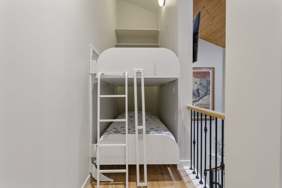 Condo, 2 Bedrooms | 2 bedrooms, iron/ironing board