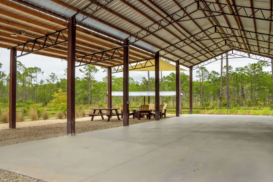 Large Covered Space for RV and Outdoor Dining