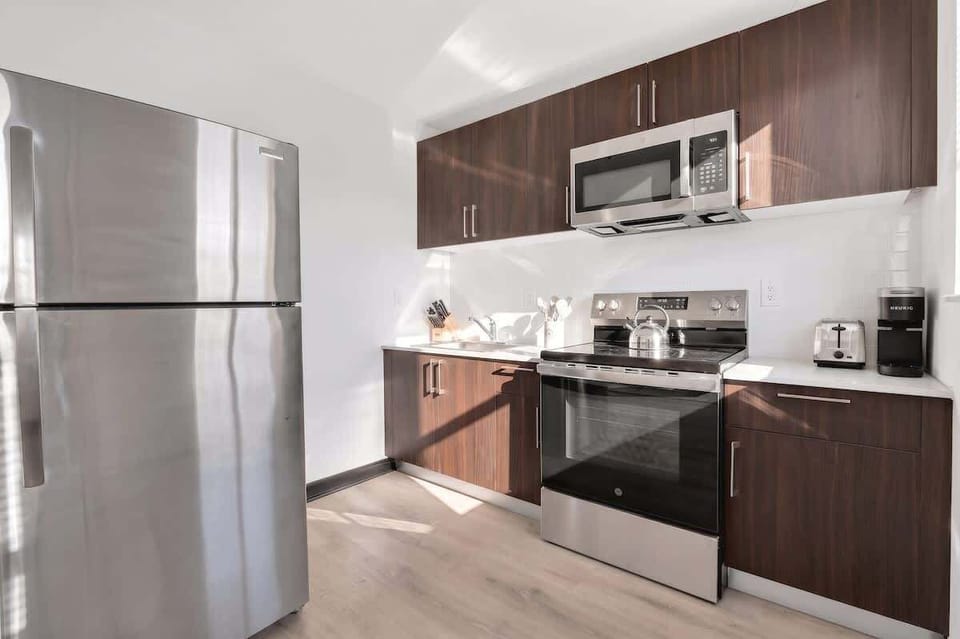 Fully equipped kitchen with everything you need to cook