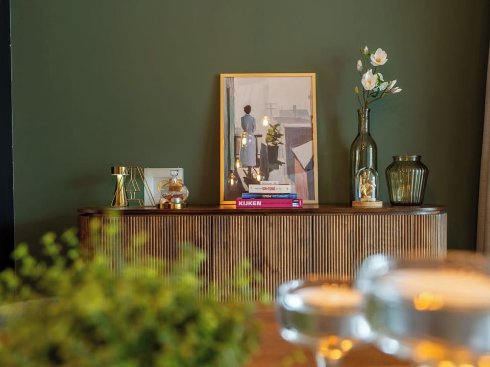 Interior Design, Picture Frame, Wood Stain, Paint, Design, Houseplant, Hardwood, Living Room, Still Life Photography, Varnish