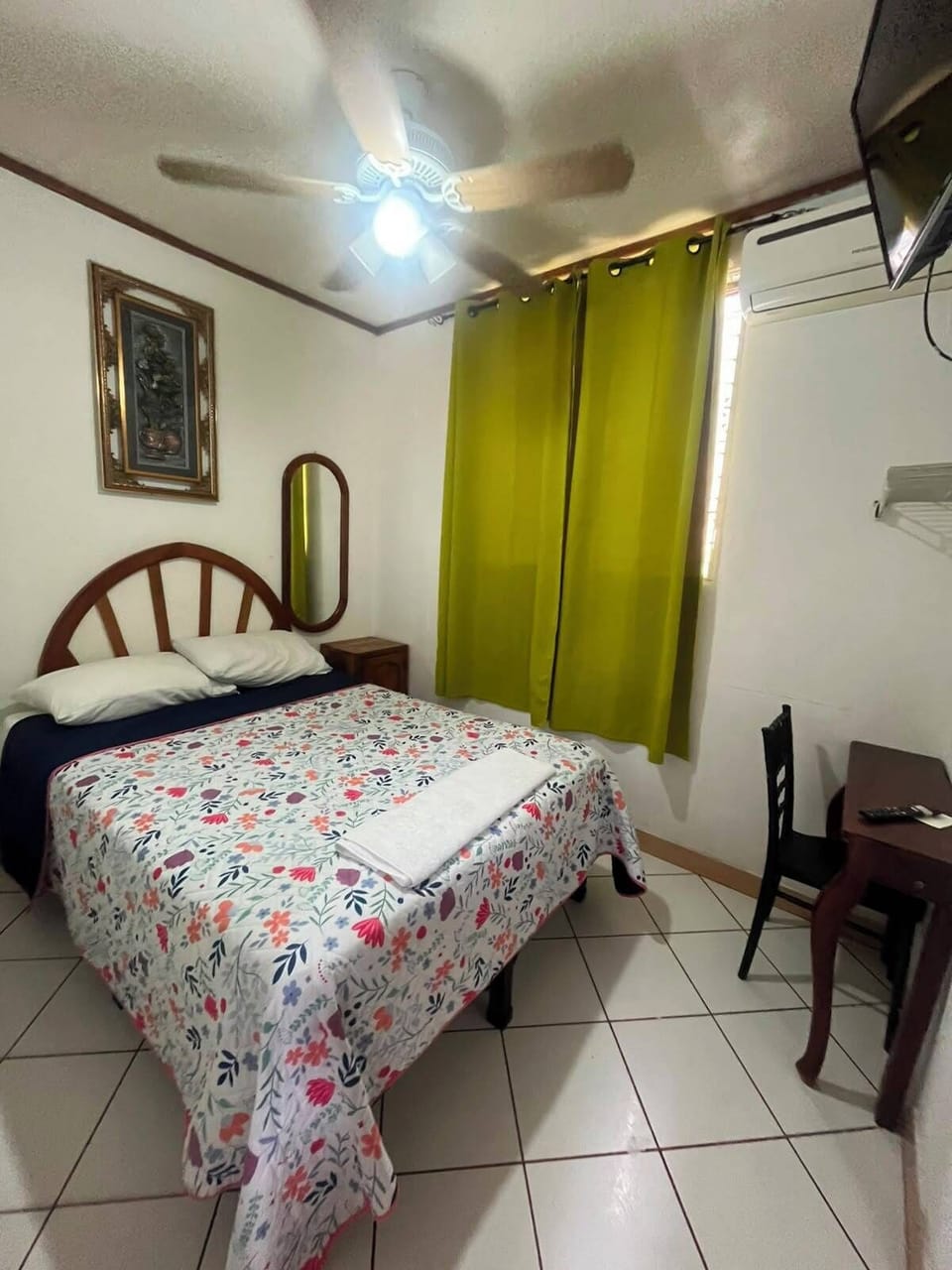 Classic Double Room | WiFi (free)