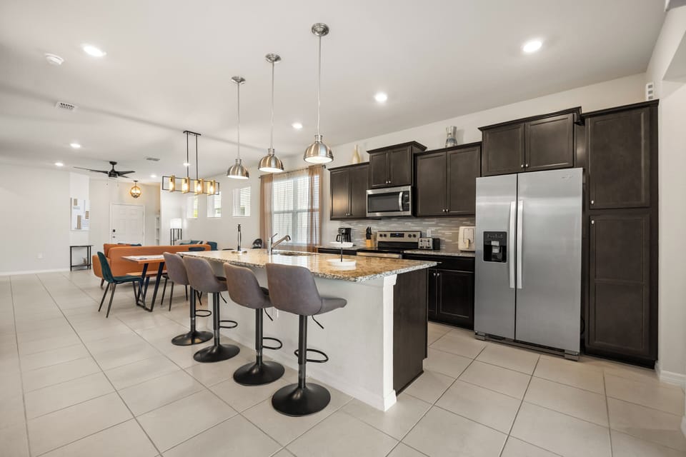 Family House, Patio, Courtyard View | Private kitchen | Full-size fridge, dishwasher, cookware/dishes/utensils, freezer