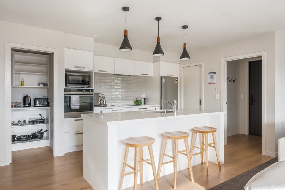 Fully equipped modern kitchen