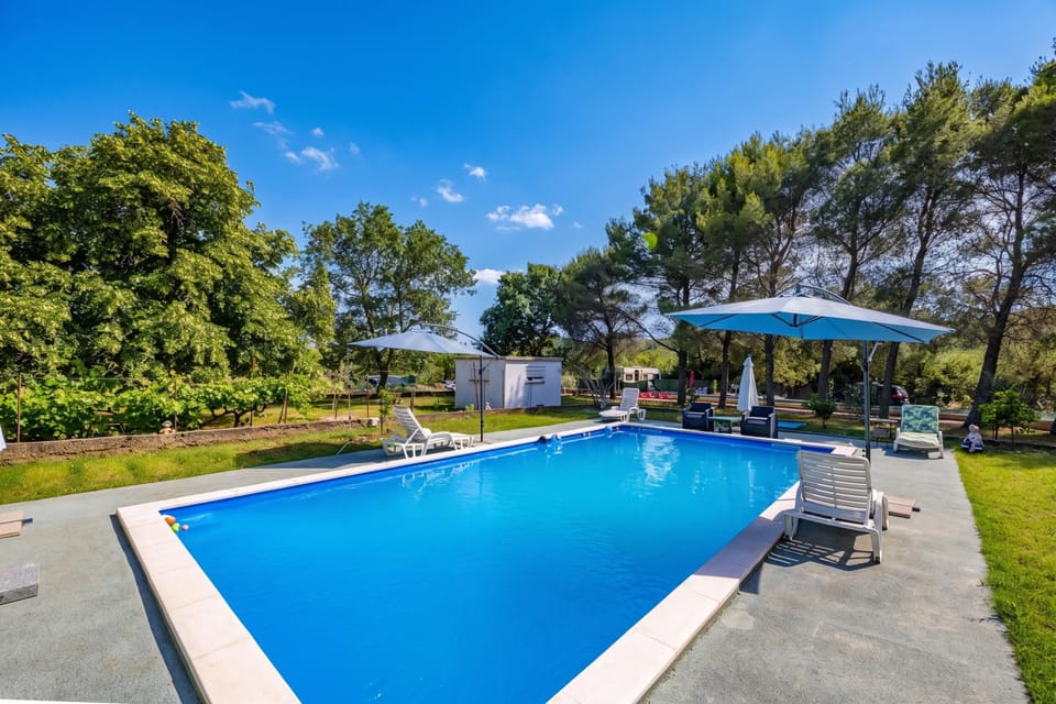 Private Pool