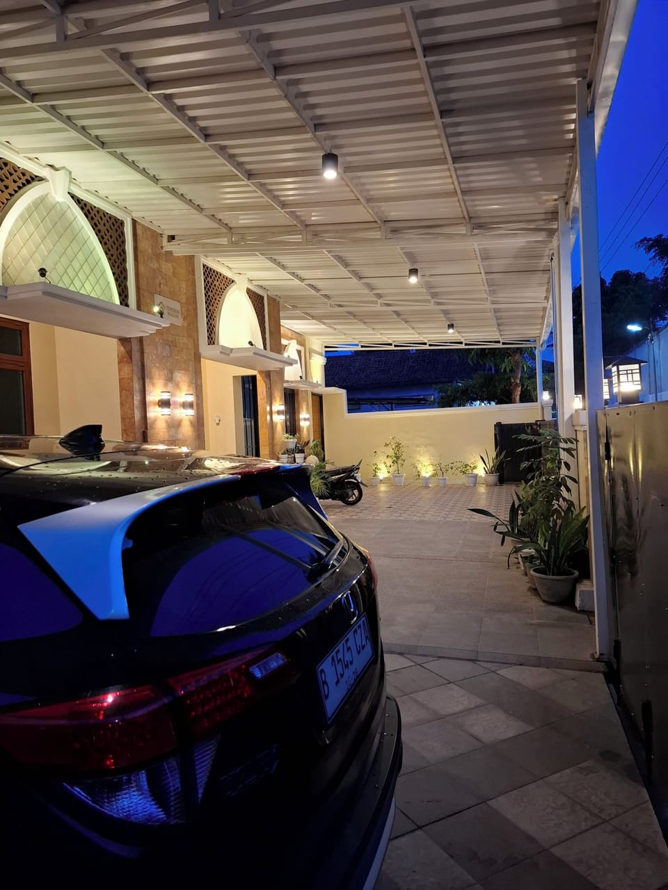 Deluxe Room, Balcony | Property grounds