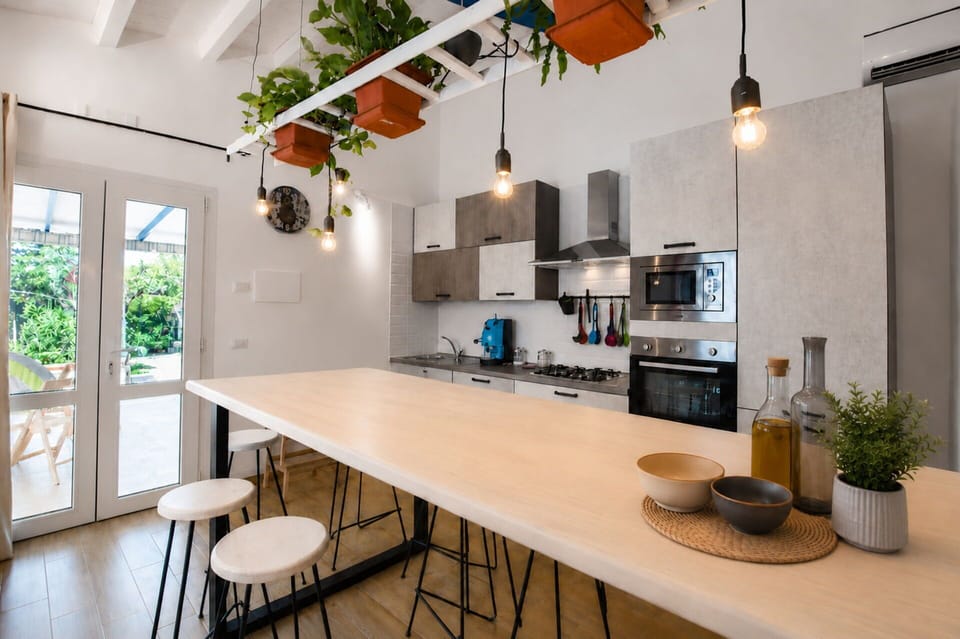 Autumn, Kitchen, Spring, Summer