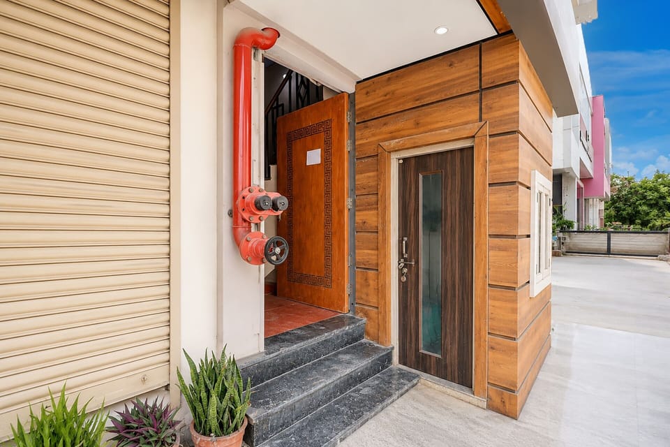 House | Reception