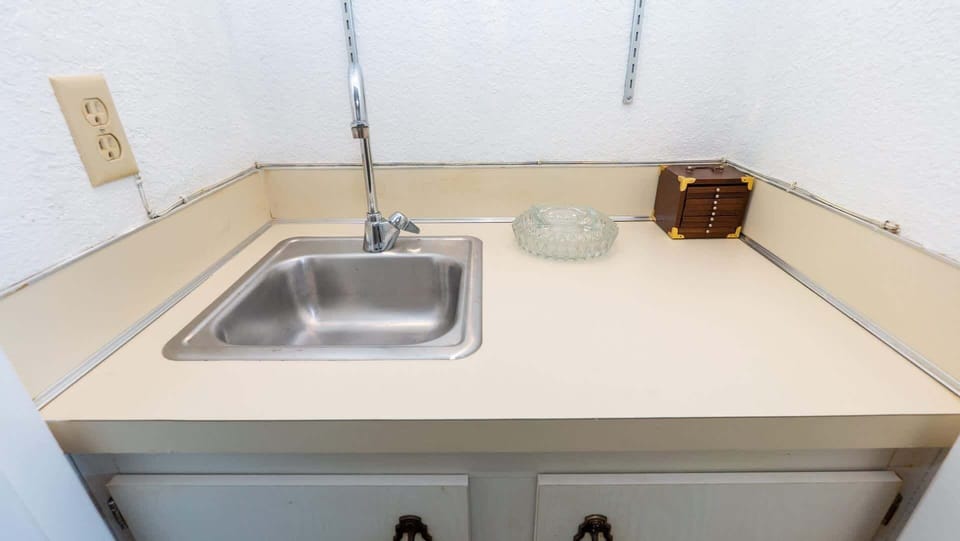 Apartment, 2 Bedrooms | Interior