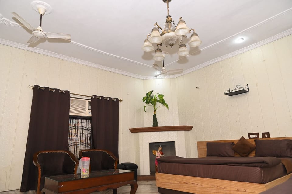 Deluxe Double Room | Interior