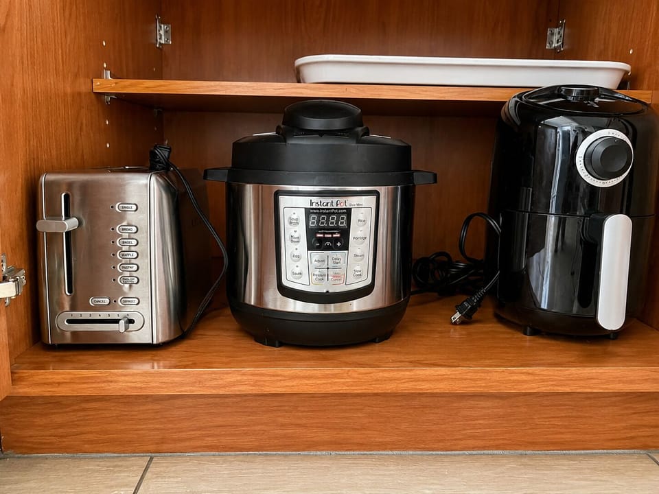 toaster,  rice maker, air fryer 
