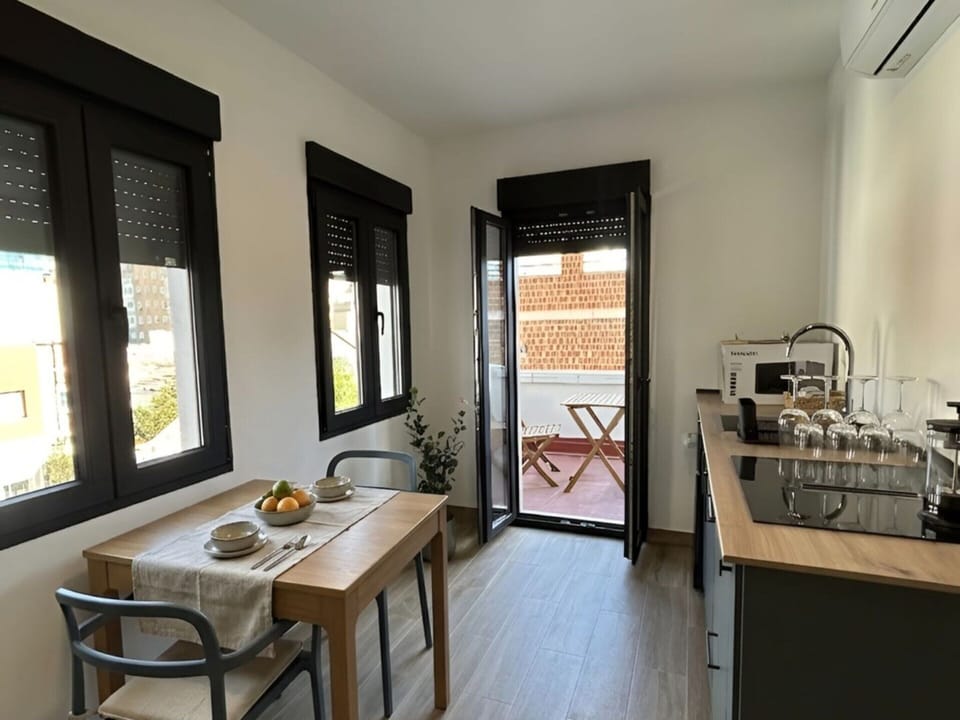 Apartment | Dining