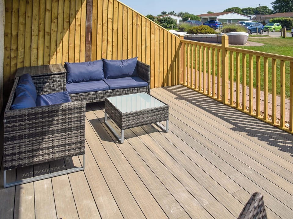 Sitting-out-area | Sandy Toes, Bacton