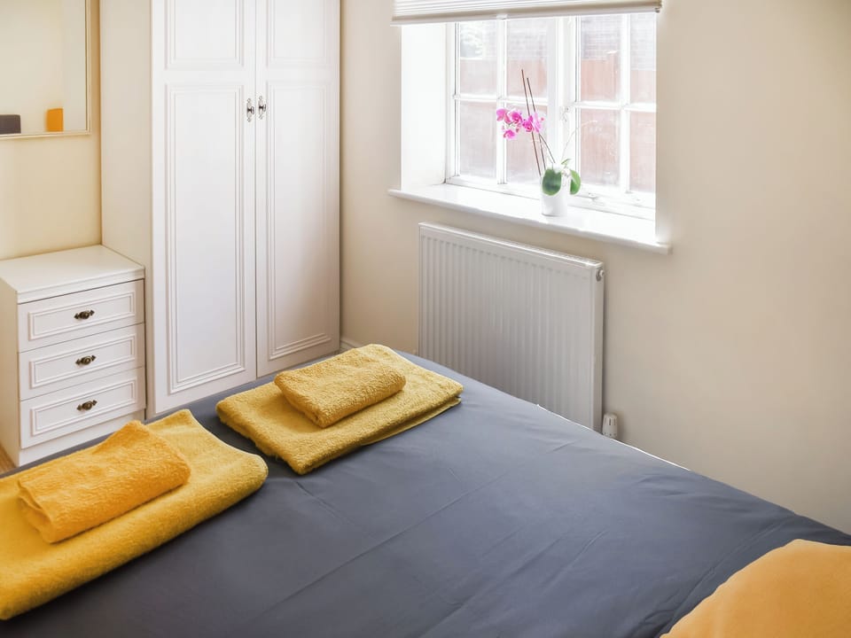 Double bedroom | Coops Nest, Stalham Staithe