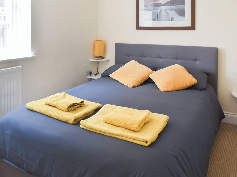 Double bedroom | Coops Nest, Stalham Staithe