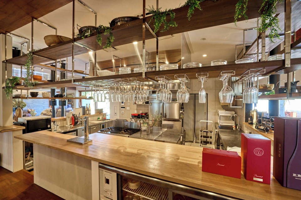 Luxury Villa, Lake View | Private kitchen