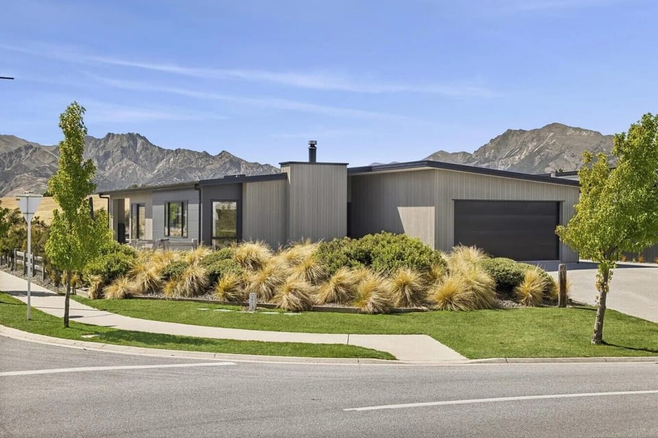 Welcome to your private retreat in the heart of Wānaka, surrounded by beautiful mountain views and peaceful landscaped grounds.