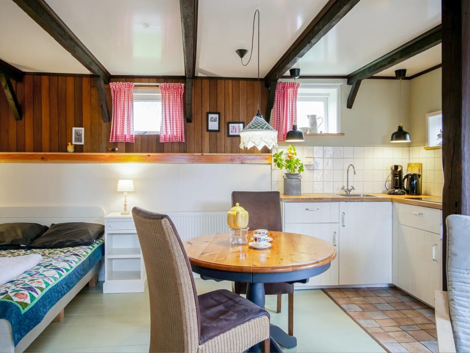 House | Dining
