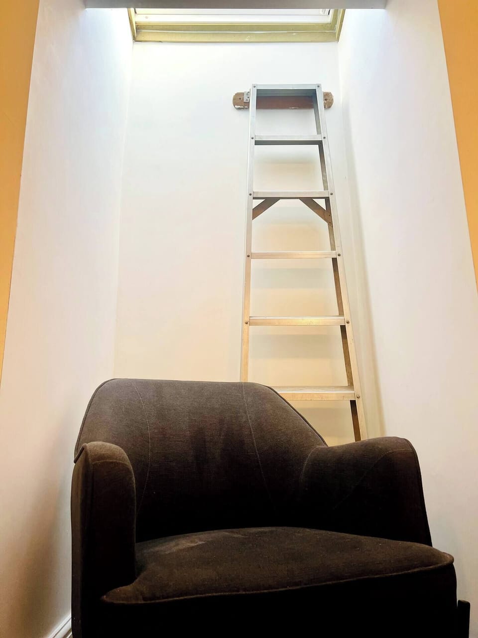 Bedroom seating