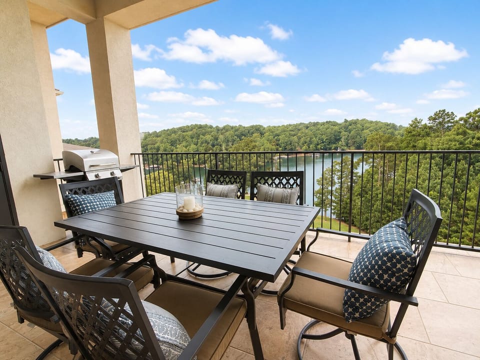 Dining for 6 and propane grill for enjoying meals overlooking the lake.