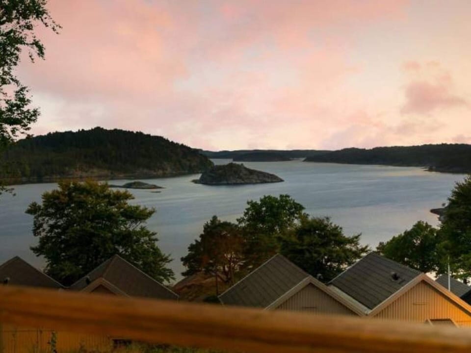 House | Water view