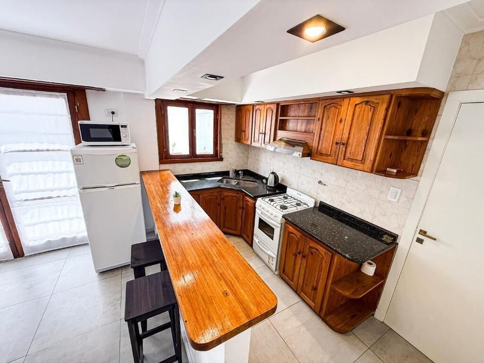 Deluxe Apartment, Patio, Courtyard View | Private kitchen