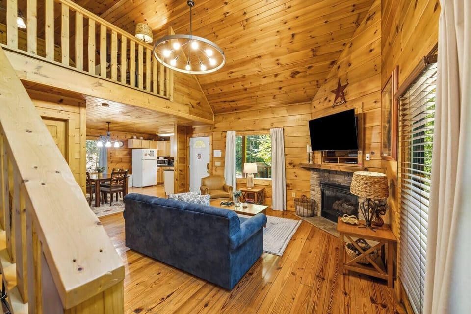 Spacious cozy living room space