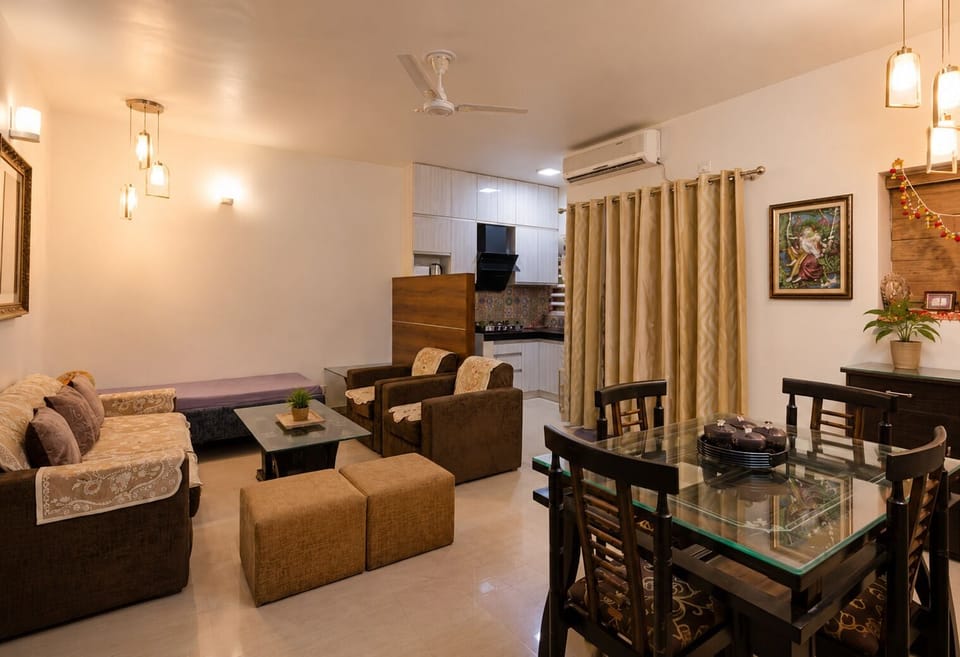 Apartment (2 Bedrooms) | Living area