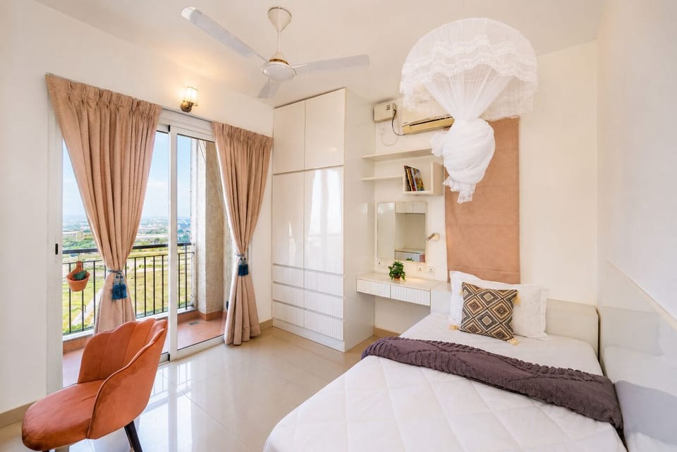 Apartment (2 Bedrooms) | 4 bedrooms, laptop workspace, iron/ironing board, bed sheets