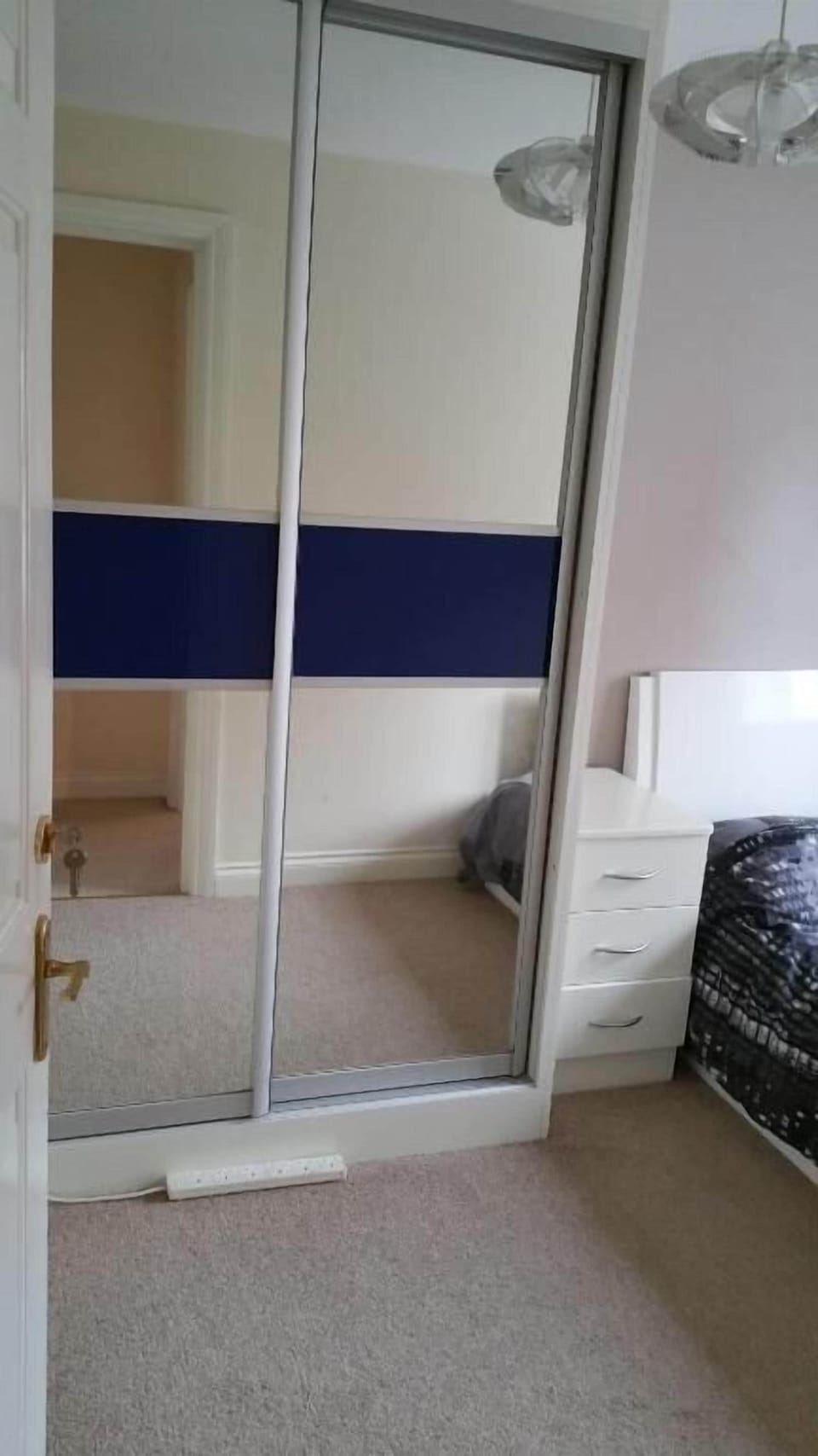 Comfort Double Room, City View (Room 5) | Desk, laptop workspace, WiFi (free), bed sheets