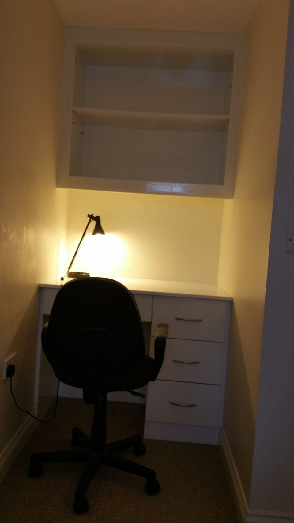 Classic Single Room, City View (Room 6) | Desk, laptop workspace, WiFi (free), bed sheets
