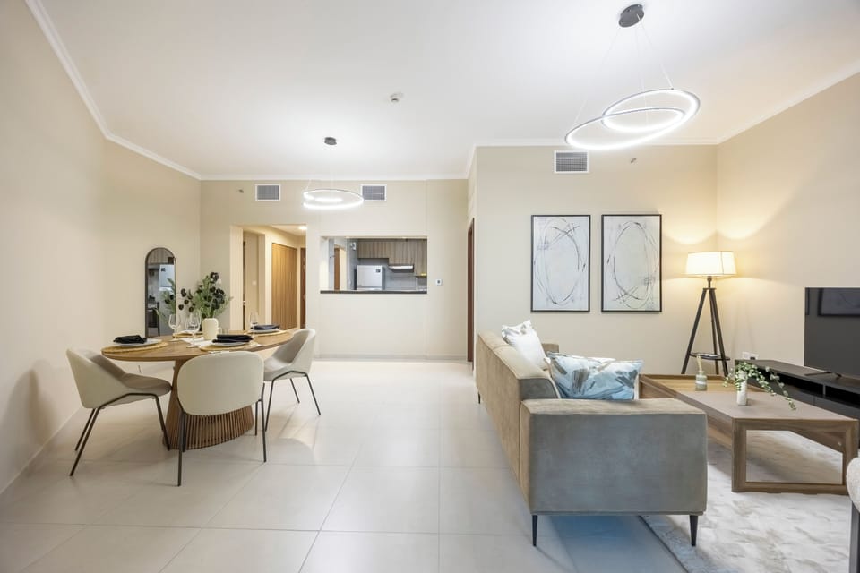Apartment, Balcony | Living area