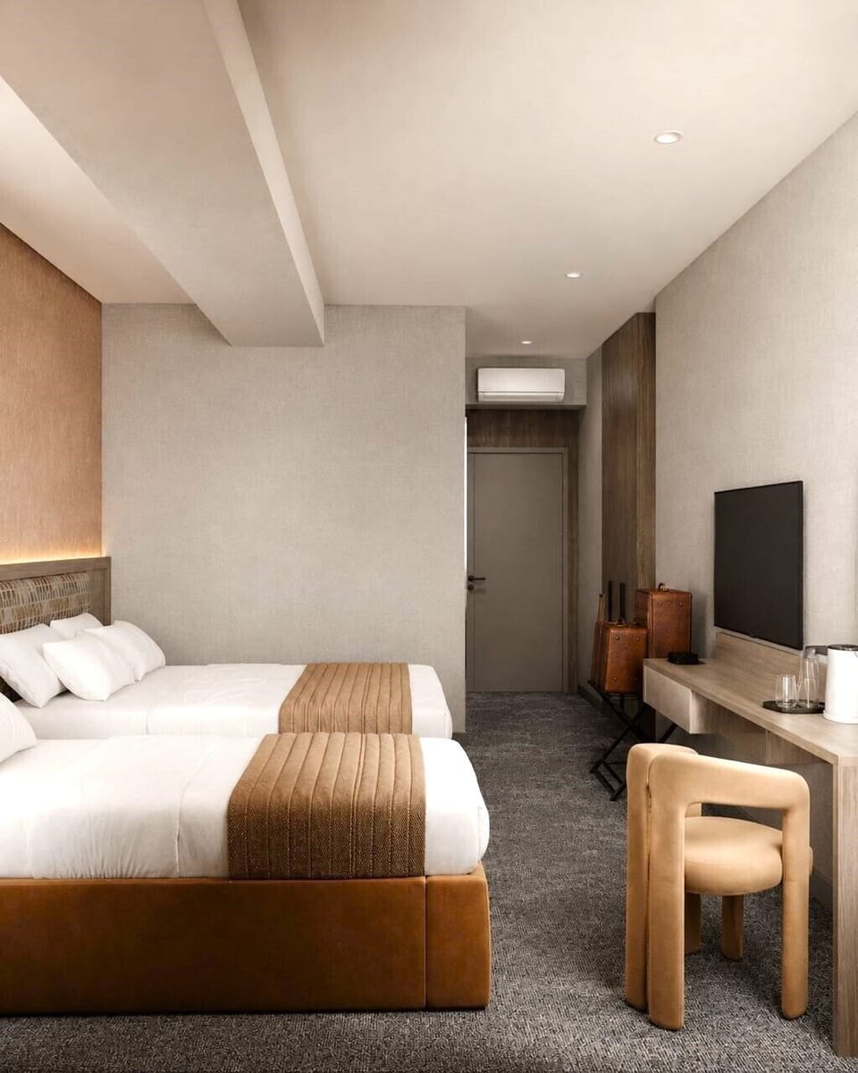 Family Room, City View | Premium bedding, in-room safe, desk, laptop workspace