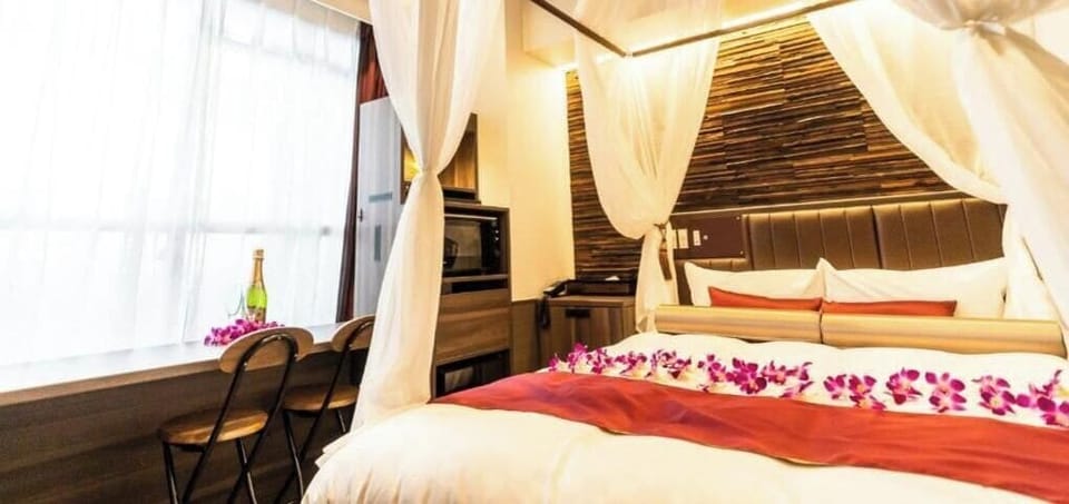 Comfort Double Room | Laptop workspace, WiFi (free)