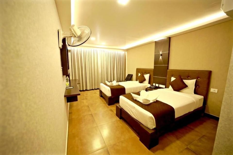 Deluxe Room, 2 Double Beds, Non Smoking, Air conditioning | Iron/ironing board, WiFi (free)