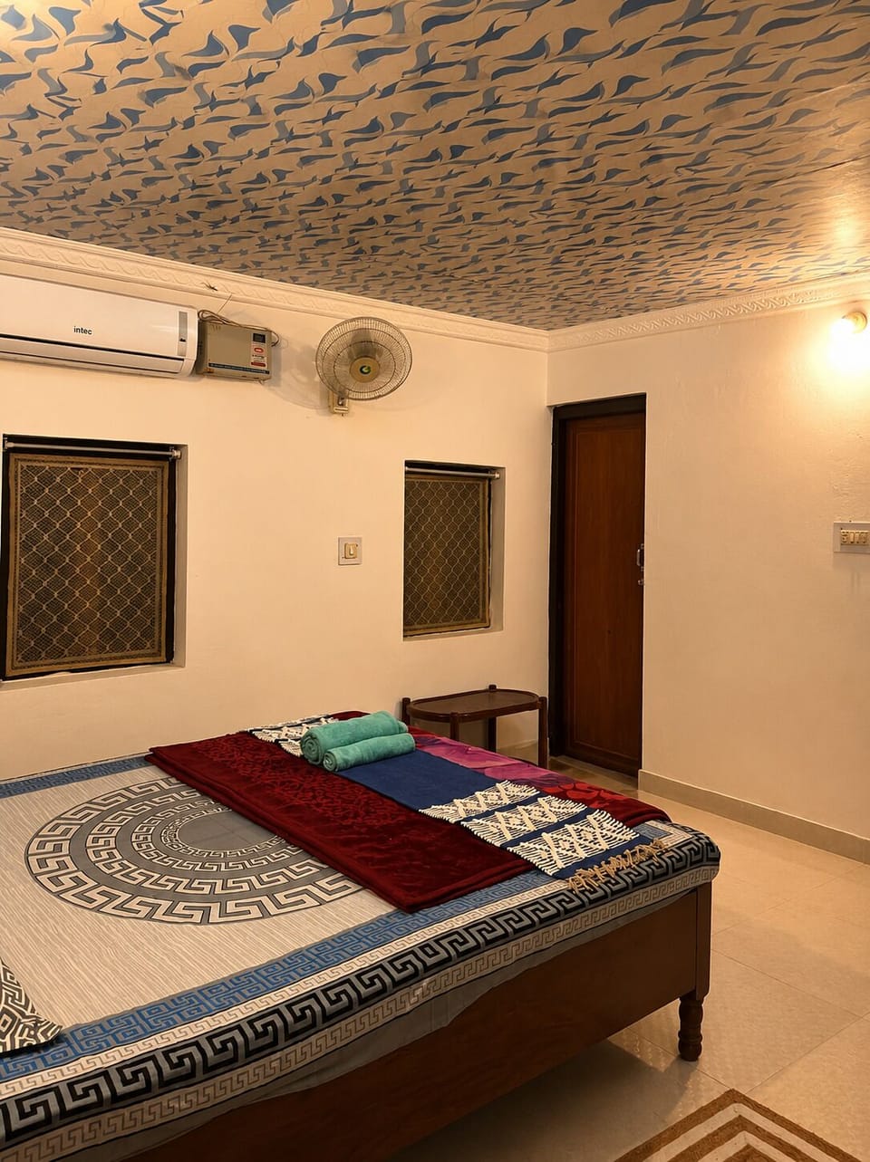 Deluxe Room, Garden View | Interior