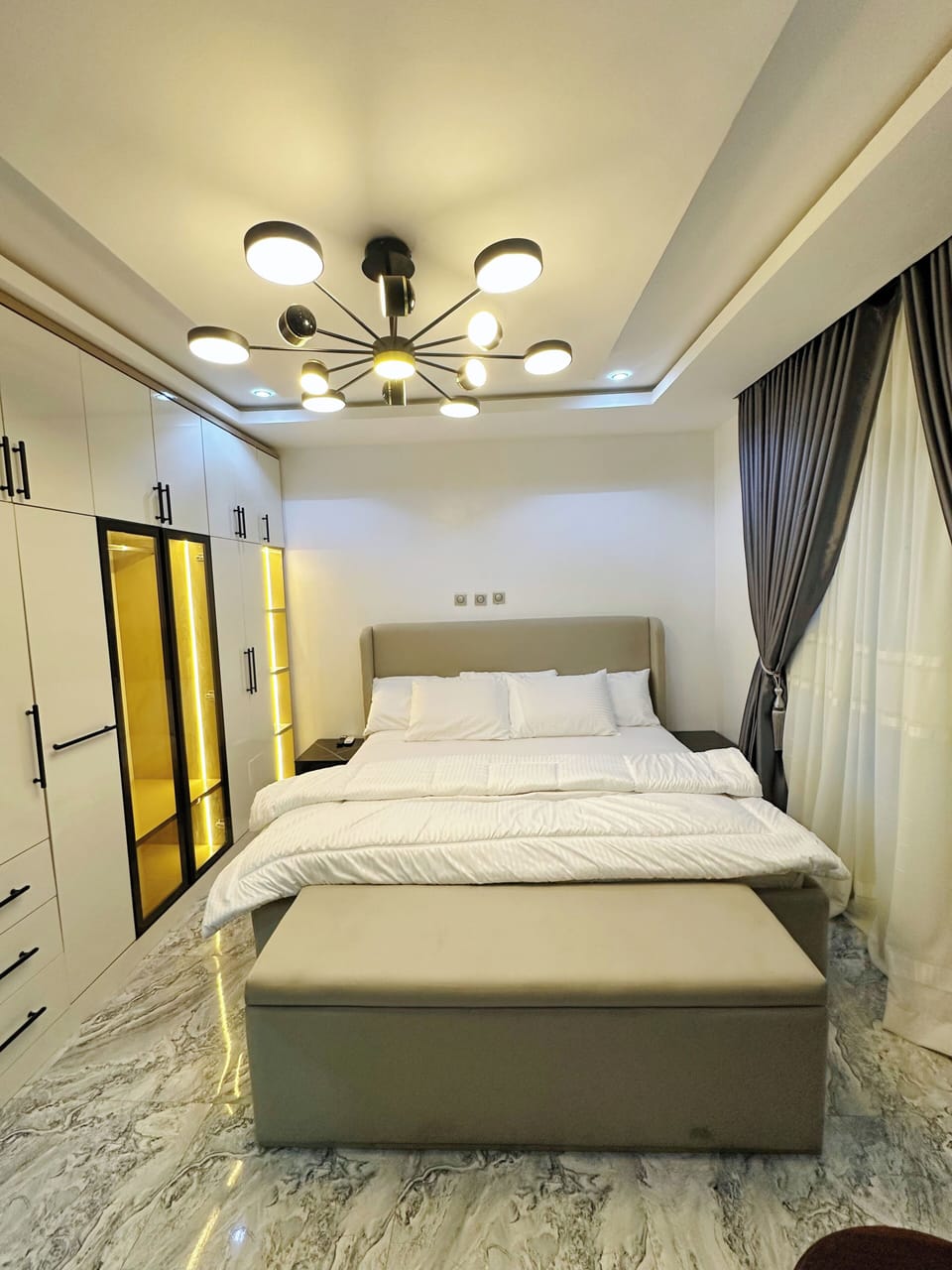 Comfort Room, Balcony, City View | Desk, laptop workspace, blackout drapes, soundproofing