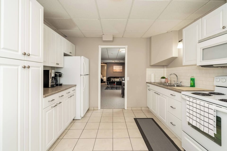 Apartment, 2 Bedrooms, Balcony | Interior