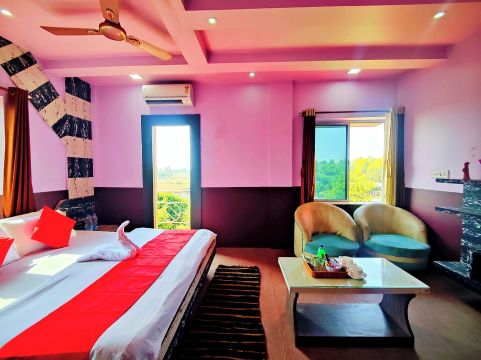 Deluxe Double Room, Balcony, Garden View | Laptop workspace, WiFi (free)