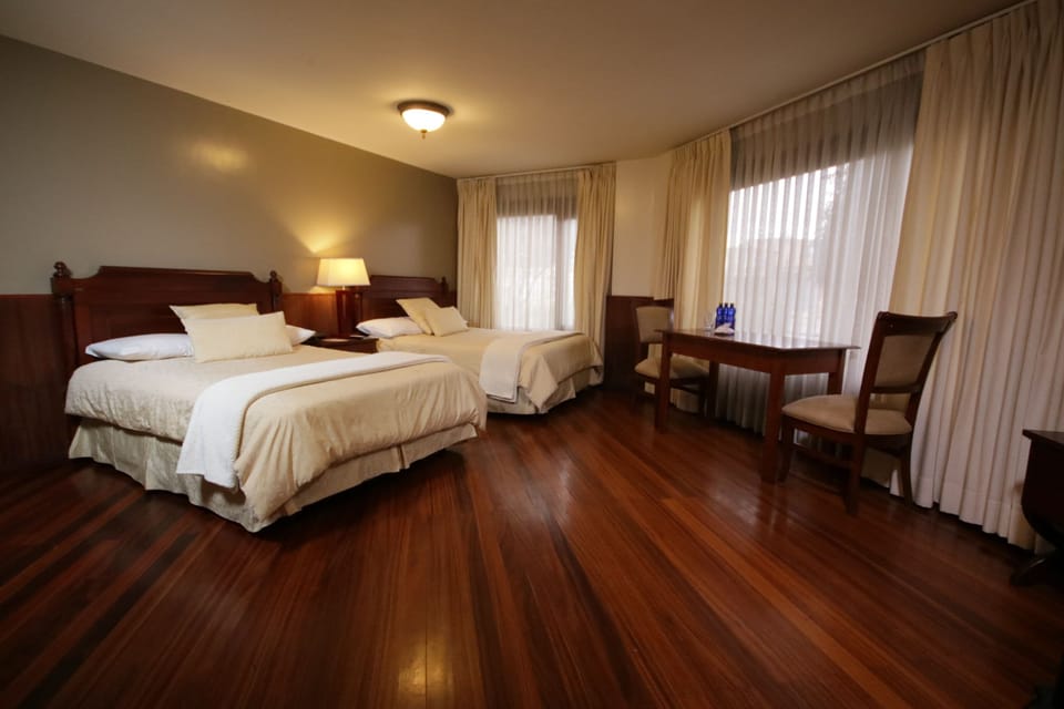 Triple Room | Down comforters, WiFi (free), bed sheets