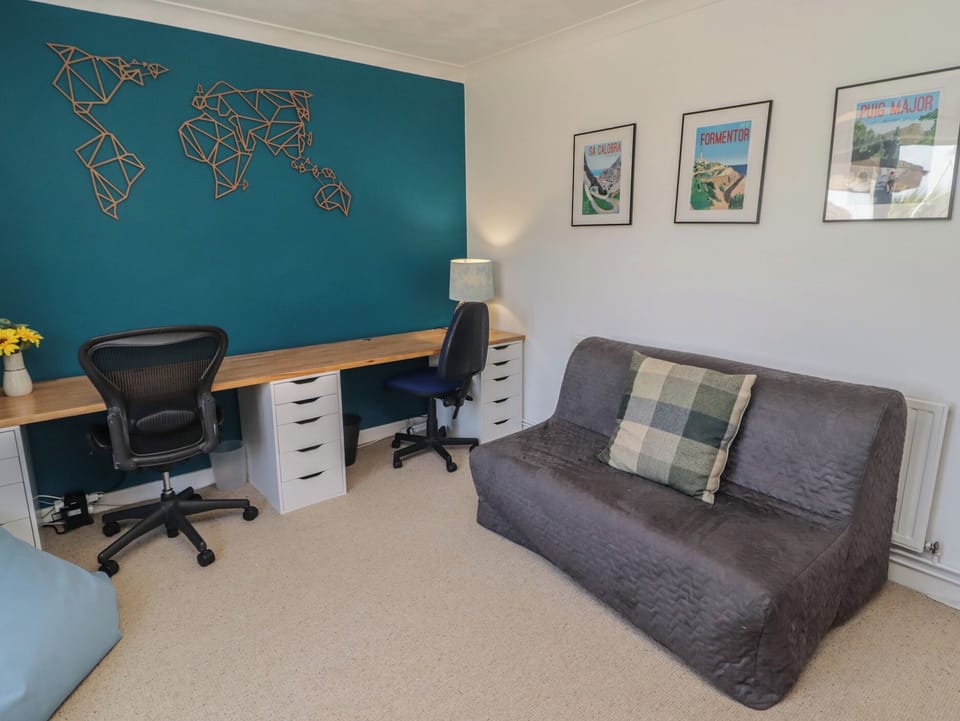 Cottage | Interior