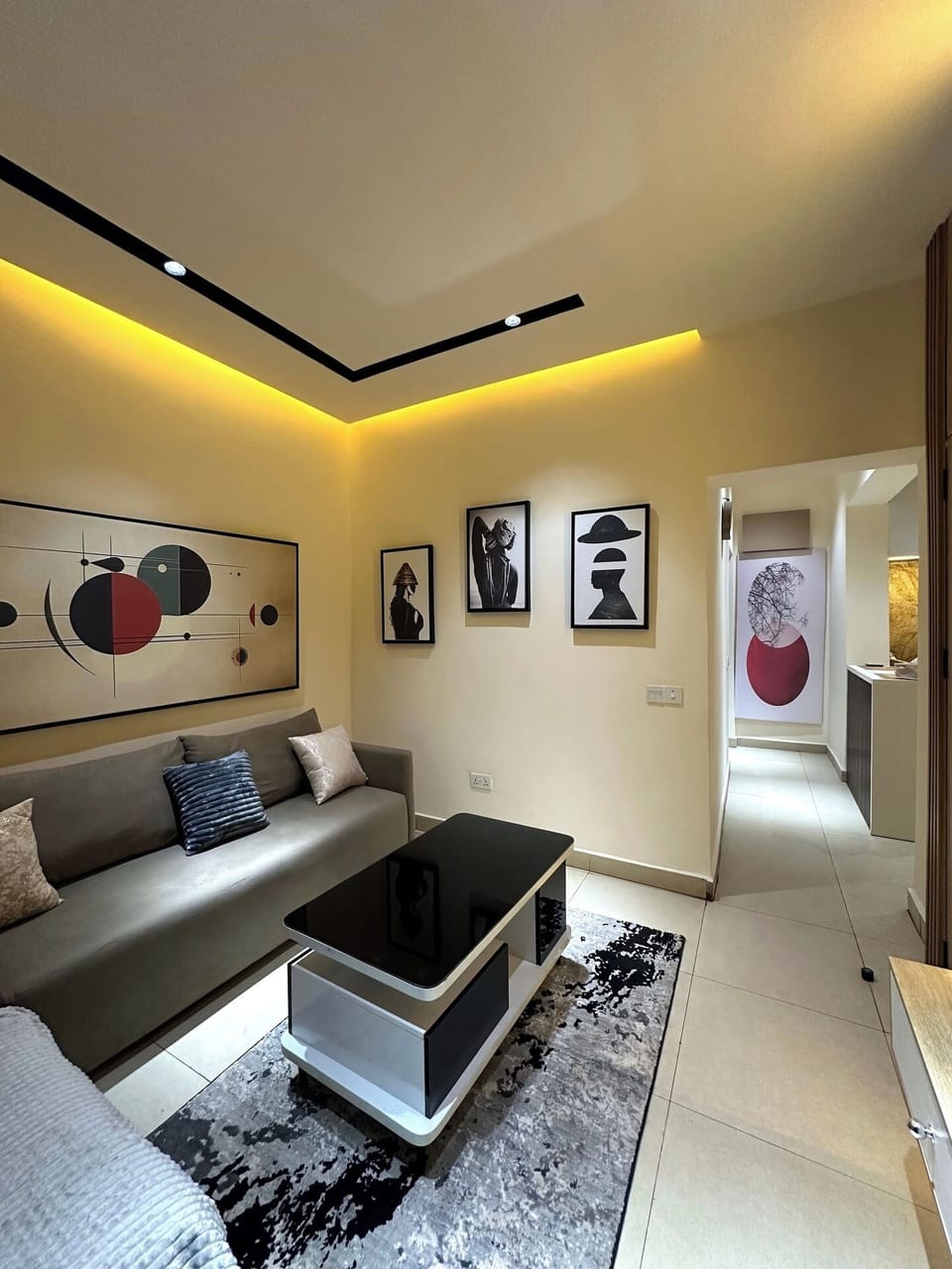 Economy Apartment, Balcony, City View | Living area