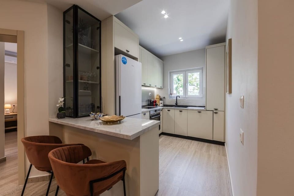 Fully-equipped kitchen
