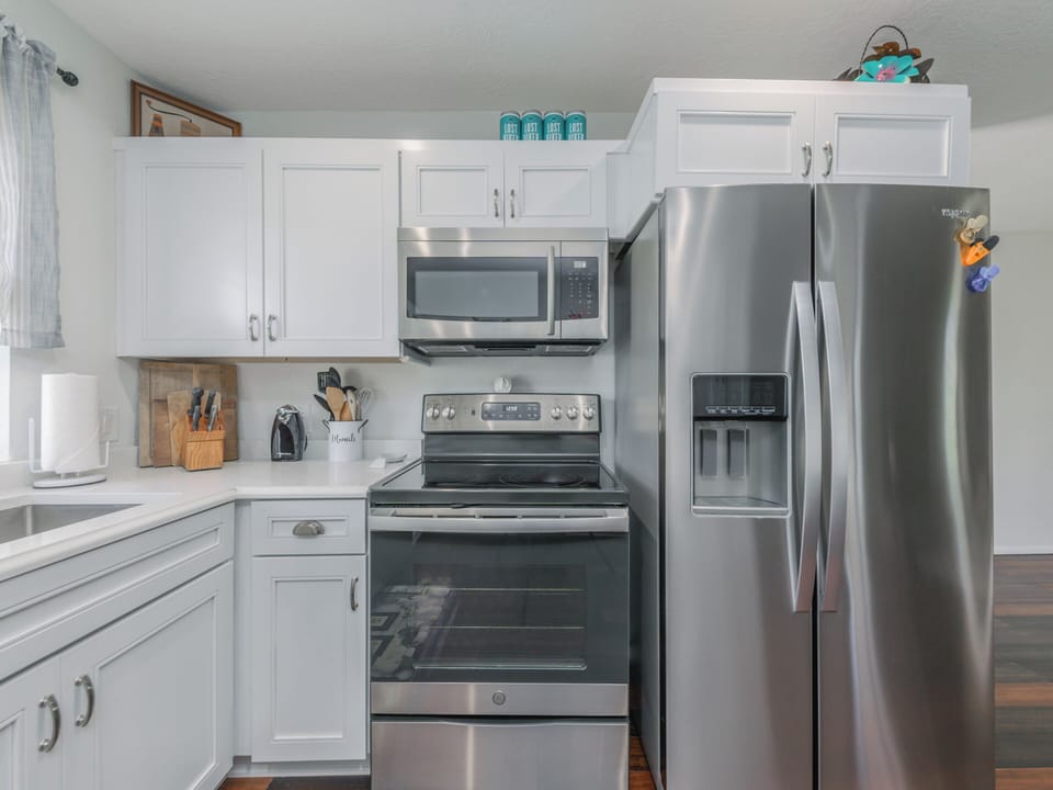 Condo (3 Bedrooms) | Property amenity